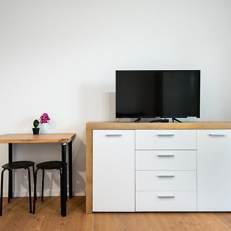 Hohome Comfy Apartments Varsovia Exterior foto