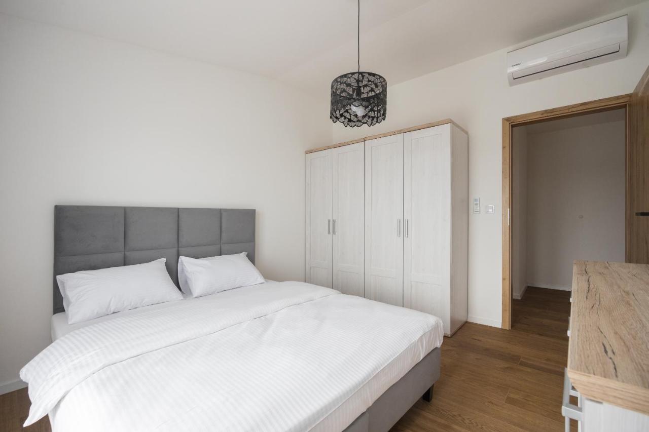 Hohome Comfy Apartments Varsovia Exterior foto